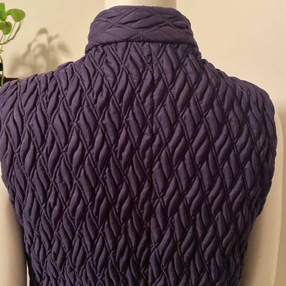 Taylor Brooke  Vest M. Zipper Ftont Exc Shape - Picture 6 of 10